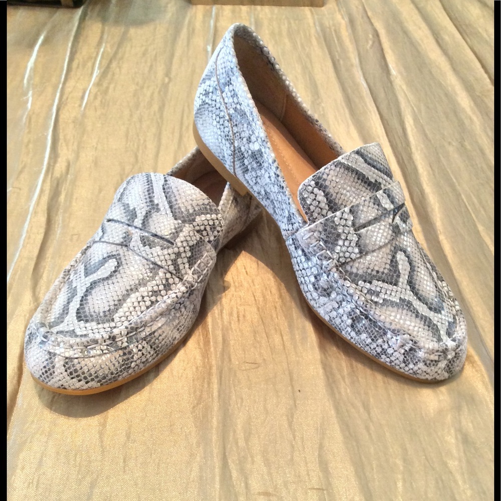 Born leather loafers